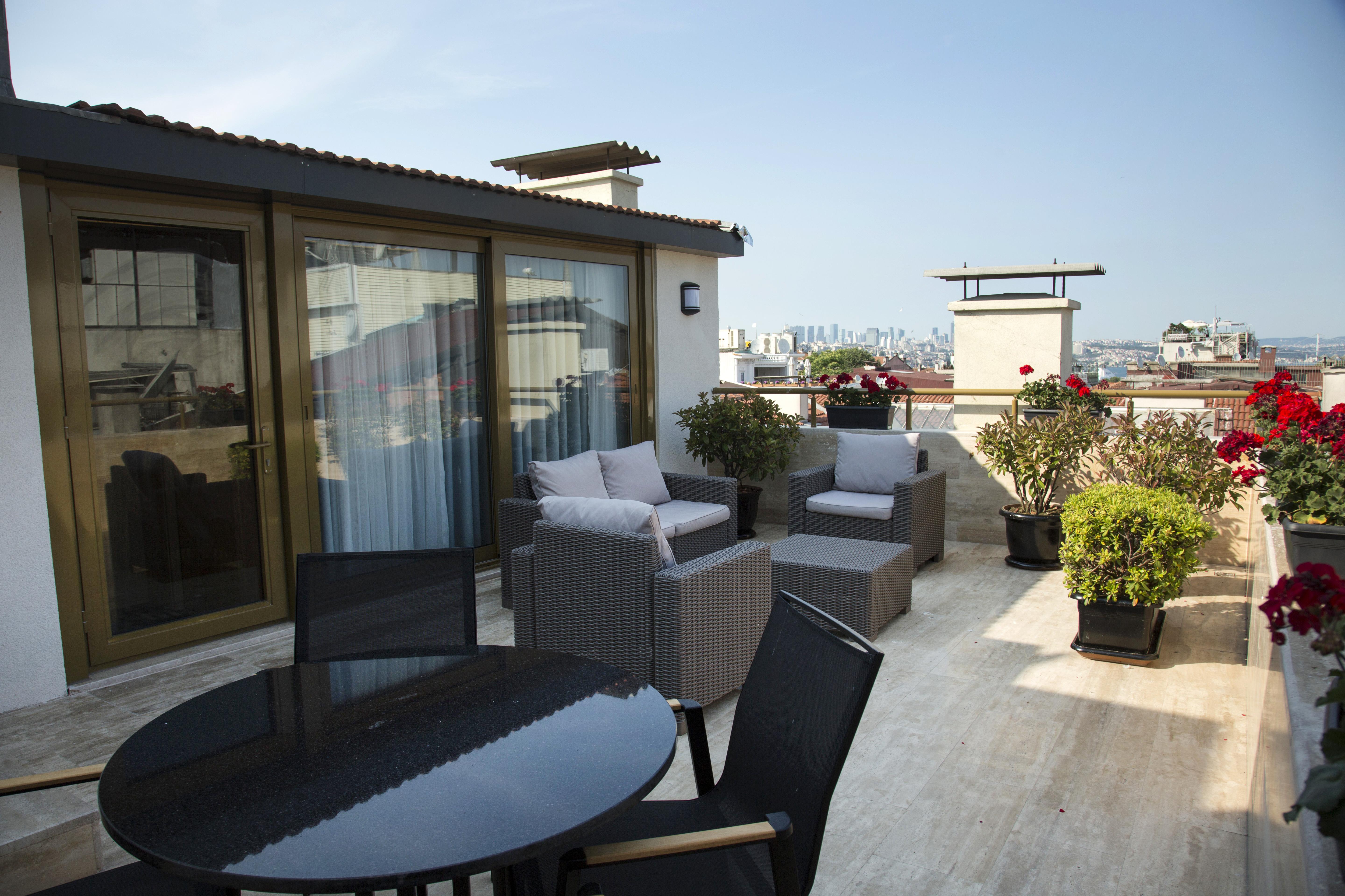 Tan Hotel - Special Category — Photos 1